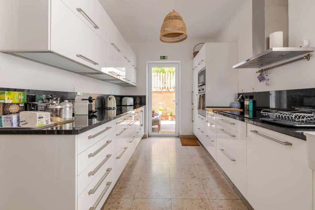 Lx Villa -10M To Downtown,14 Ppl,Heatable Pool And Lift Lisboa Extérieur photo